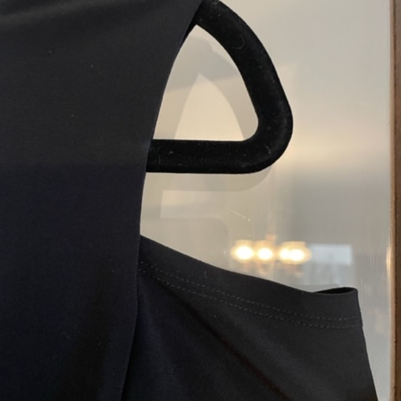 Tommy Hilfiger Black Cold Shoulder Dress with Short Bell Sleeves, Size 8 - Picture 3 of 5